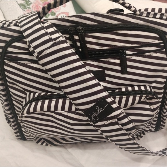 jujube bff black magic